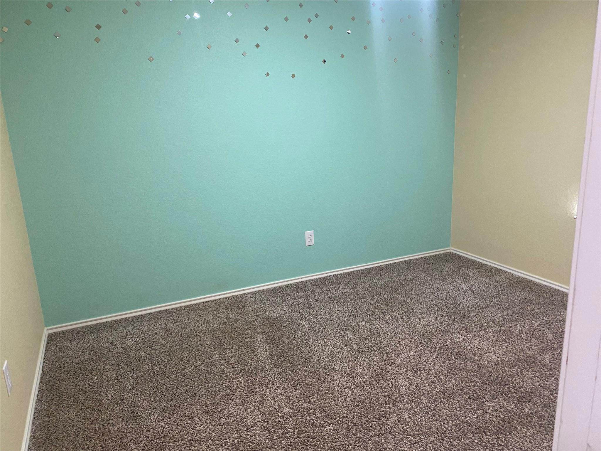 5628 War Admiral Dr, Del Valle, TX 78617