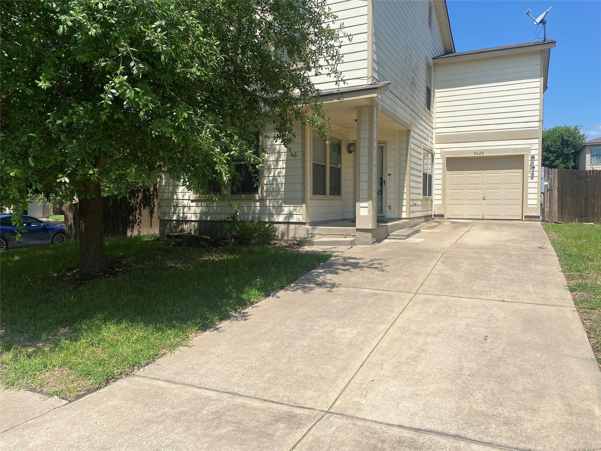 5628 War Admiral Dr, Del Valle, TX 78617