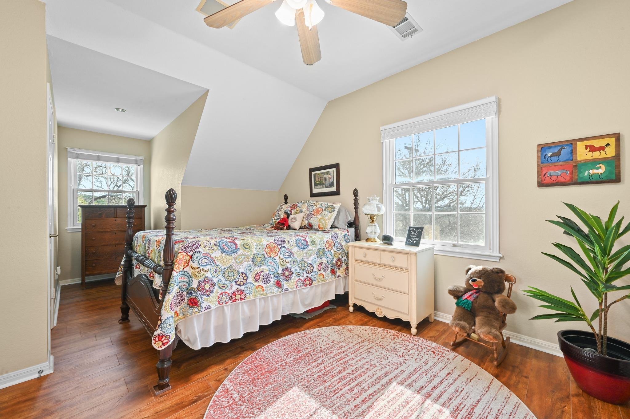 24415 Singleton Bend Rd E, Marble Falls, TX 78654