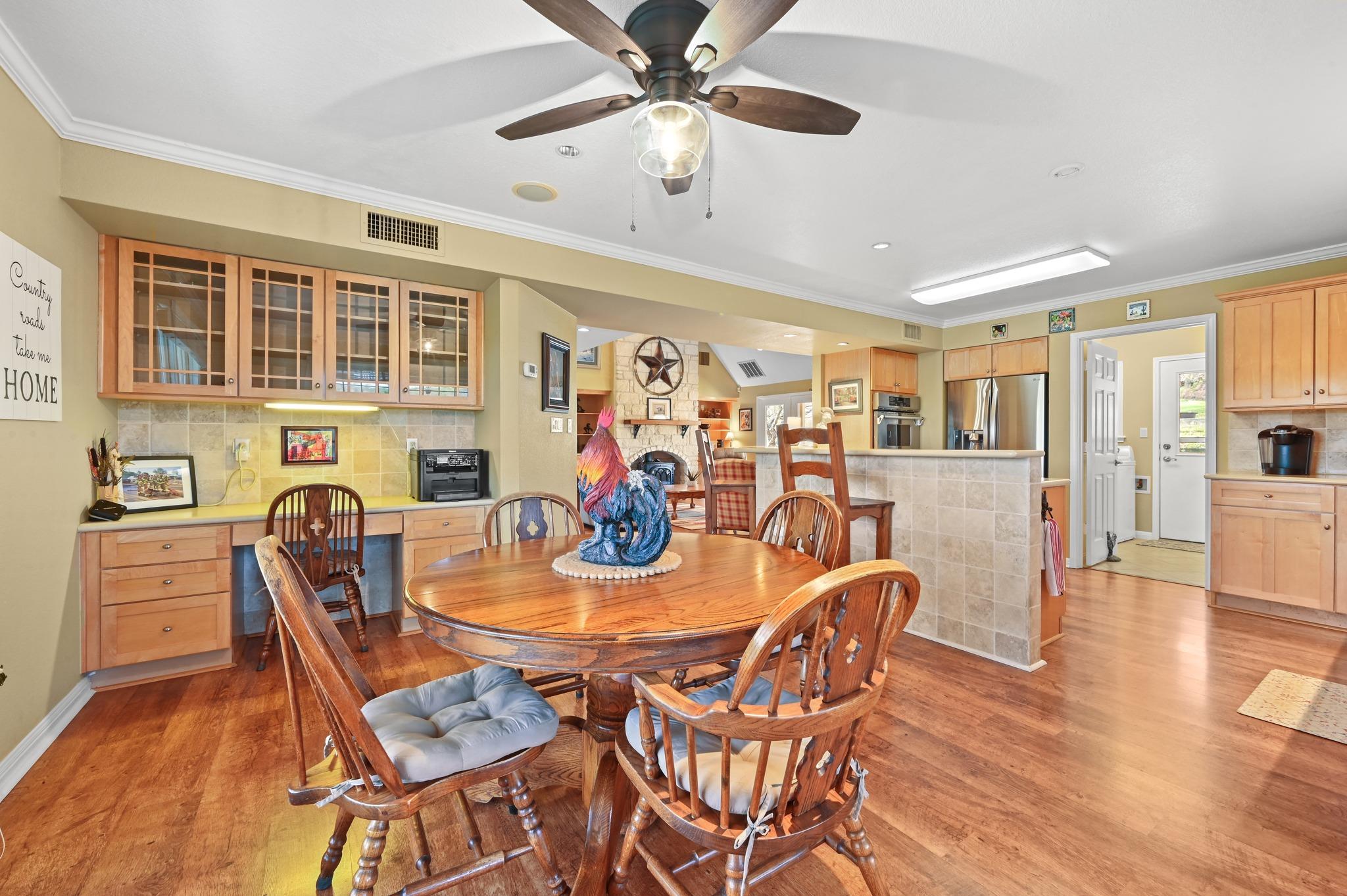 24415 Singleton Bend Rd E, Marble Falls, TX 78654