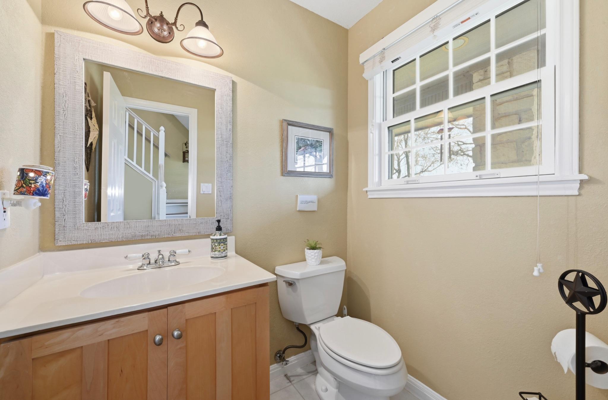 24415 Singleton Bend Rd E, Marble Falls, TX 78654