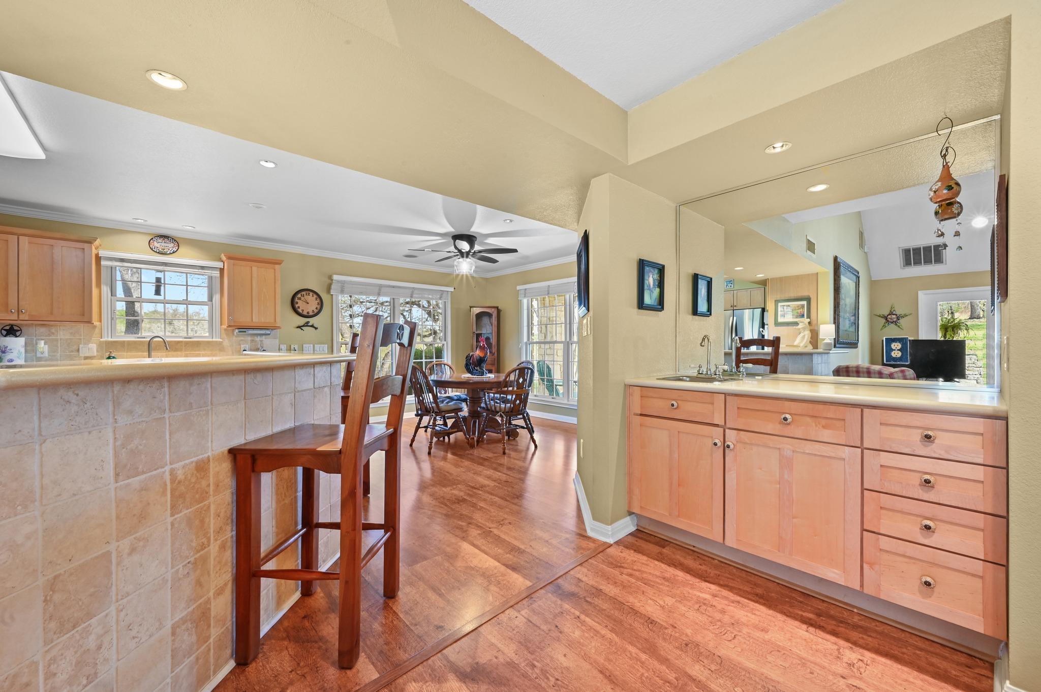 24415 Singleton Bend Rd E, Marble Falls, TX 78654