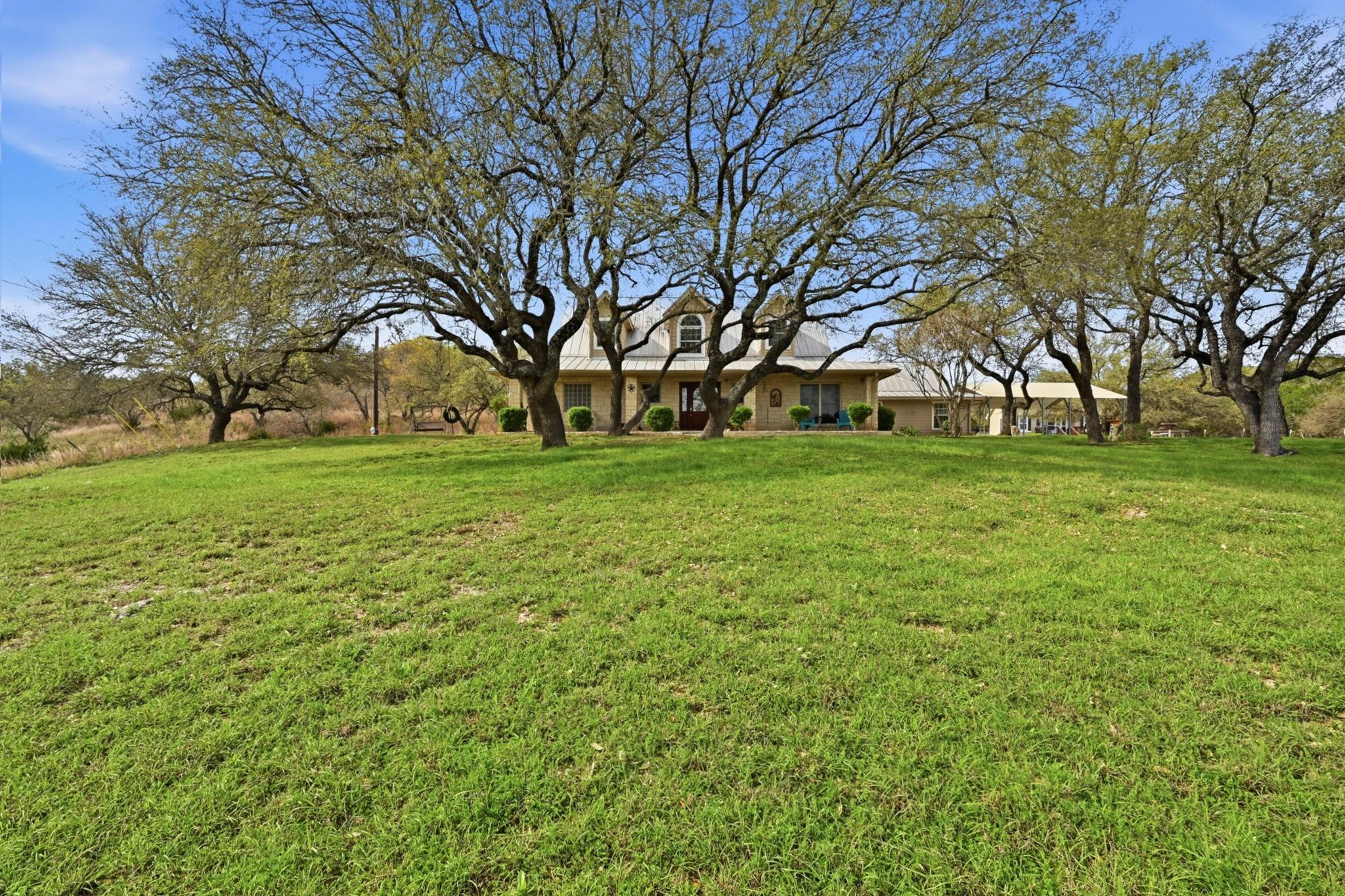 24415 Singleton Bend Rd E, Marble Falls, TX 78654