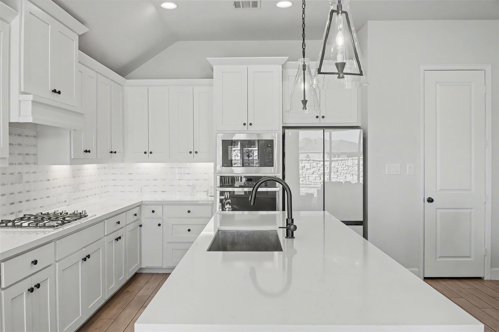 186 Prickly Poppy Loop, Kyle, TX 78640