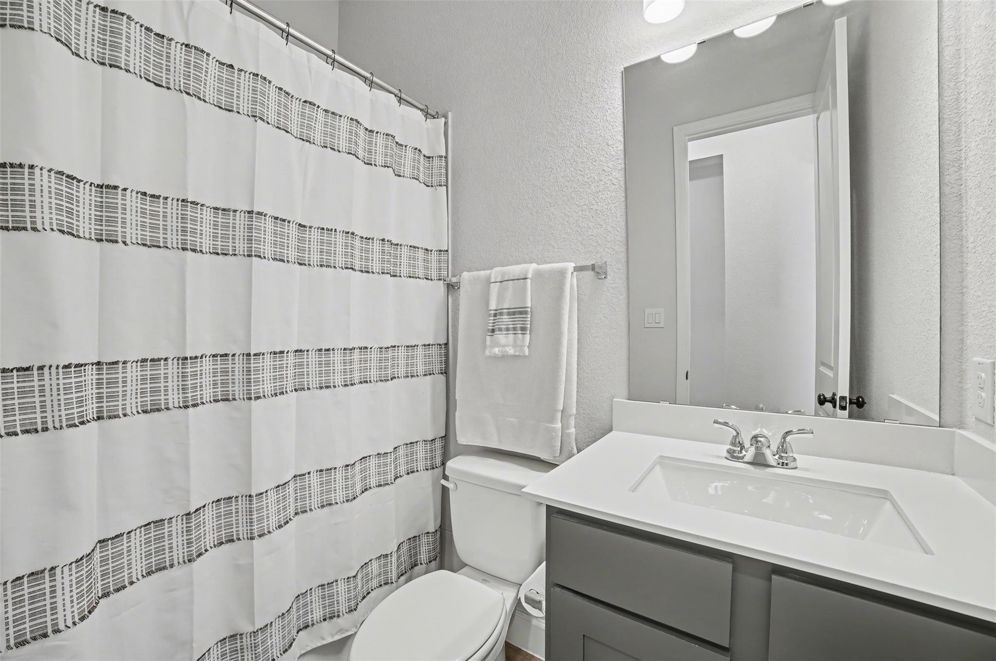 186 Prickly Poppy Loop, Kyle, TX 78640