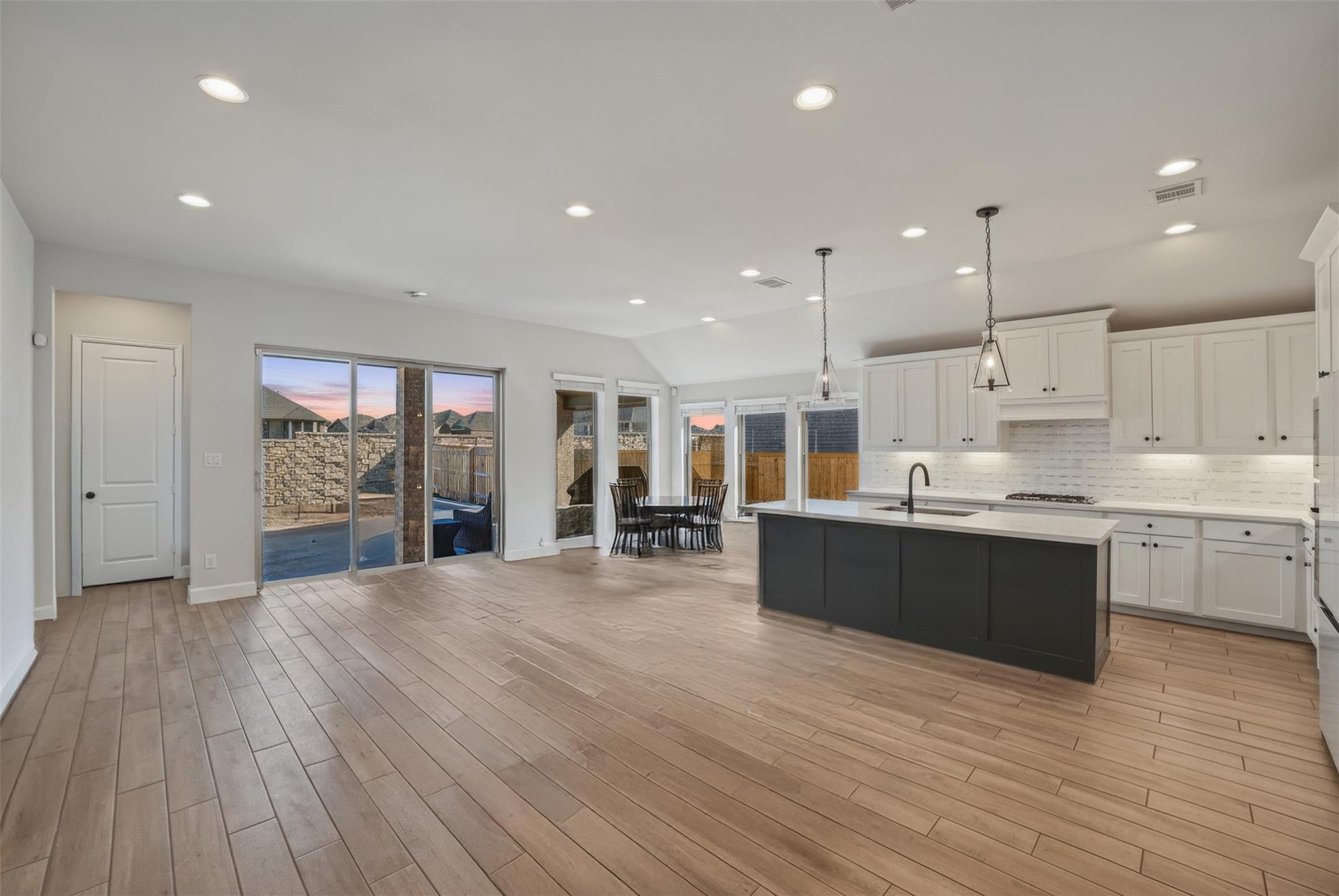 186 Prickly Poppy Loop, Kyle, TX 78640