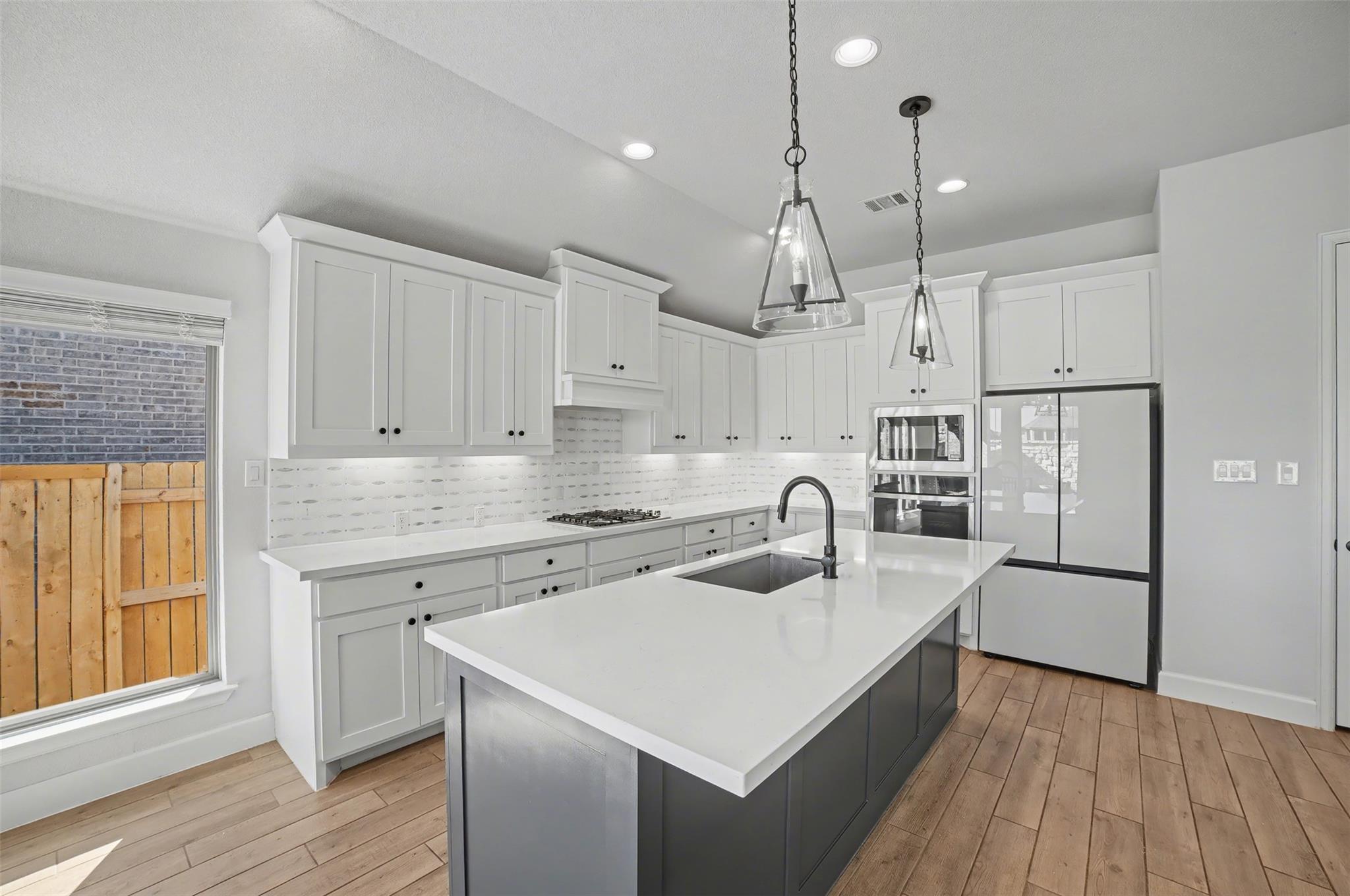 186 Prickly Poppy Loop, Kyle, TX 78640