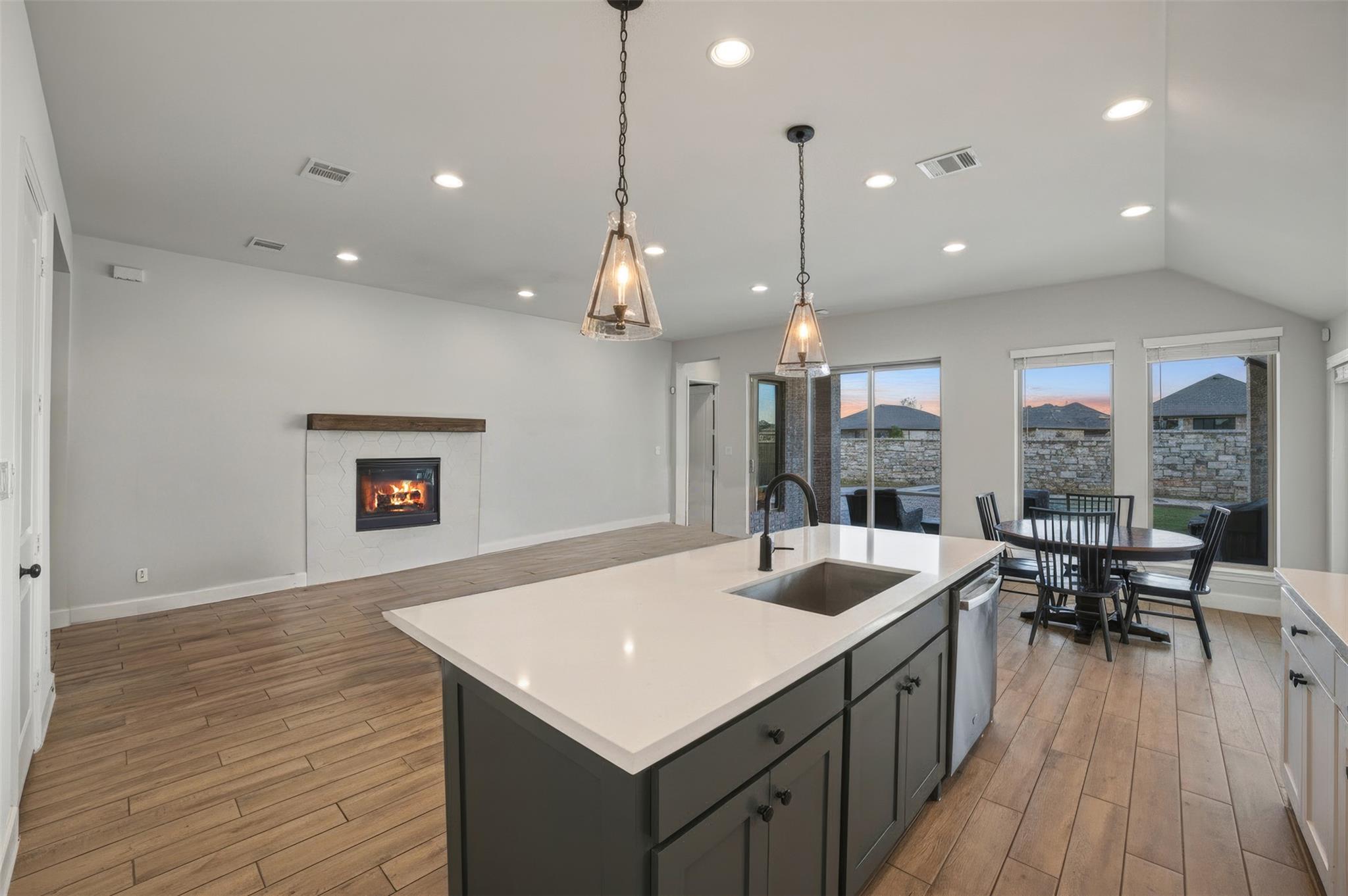 186 Prickly Poppy Loop, Kyle, TX 78640