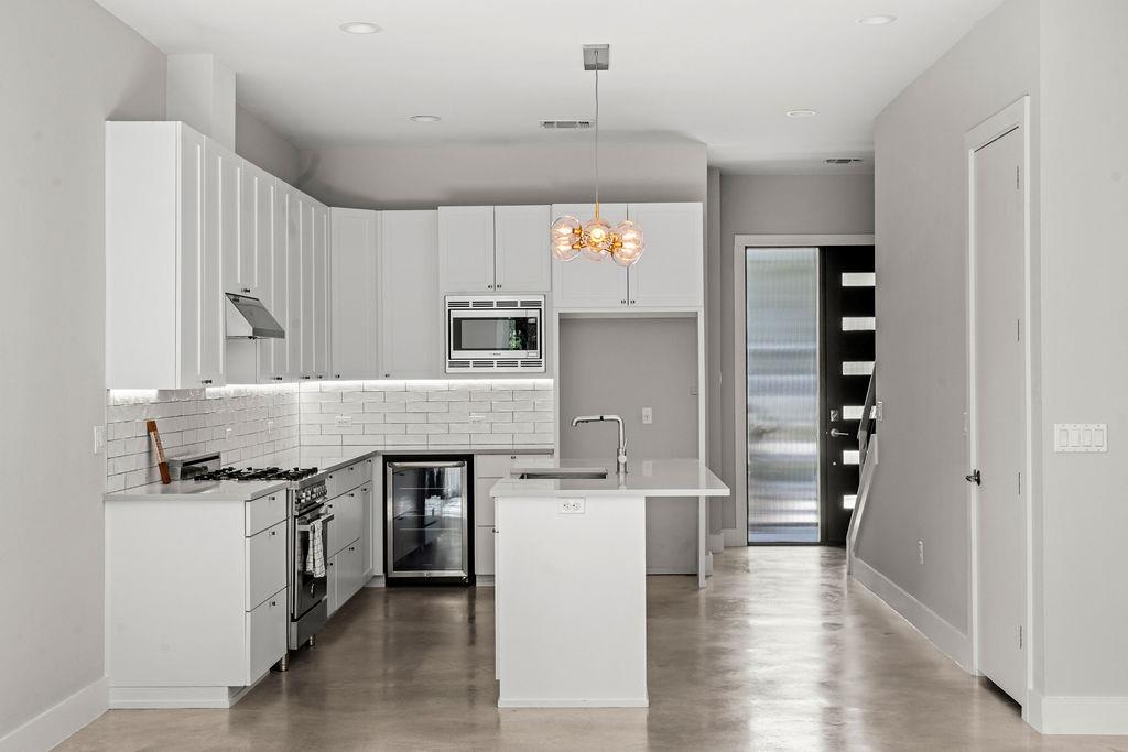 1912 Romeria Dr # B, Austin, TX 78757