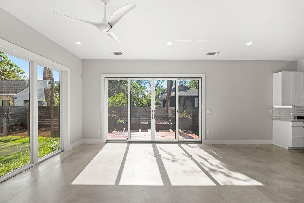 1912 Romeria Dr # B, Austin, TX 78757