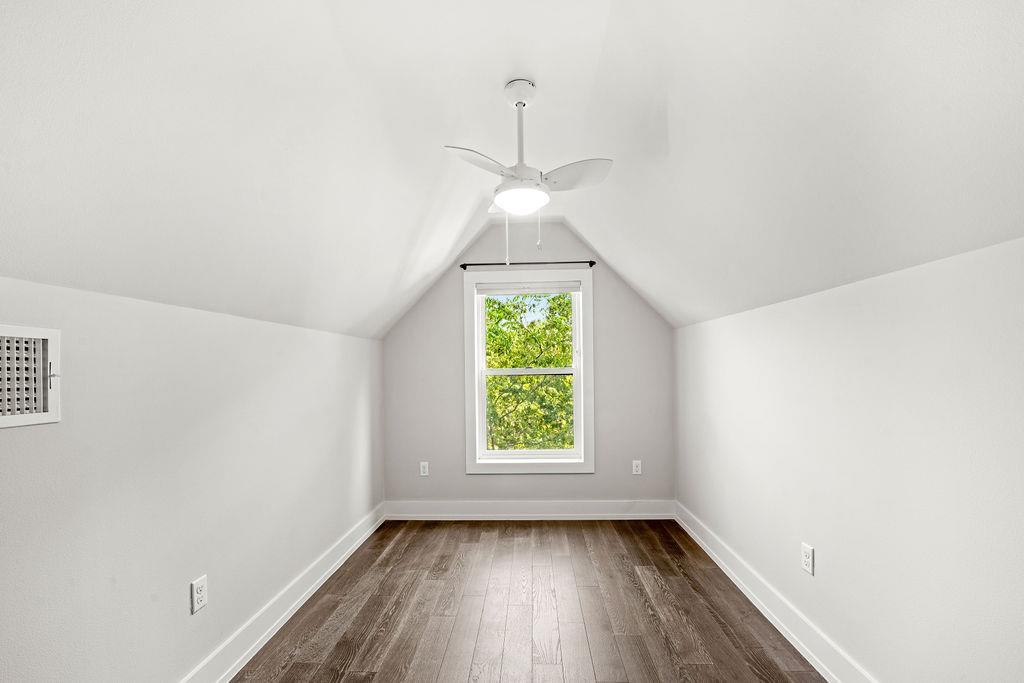 1912 Romeria Dr # B, Austin, TX 78757