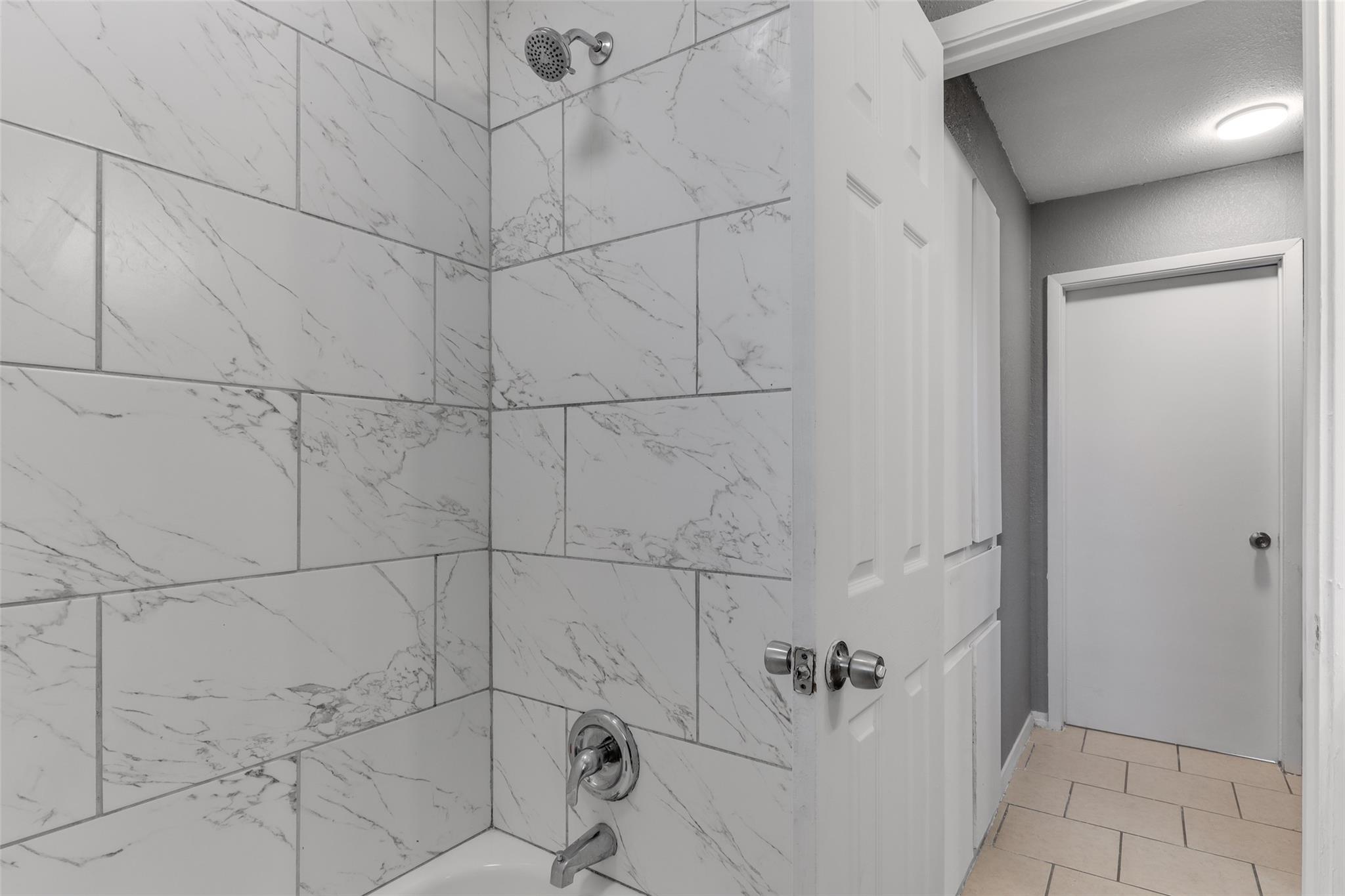 6605 Deatonhill Dr, Austin, TX 78745