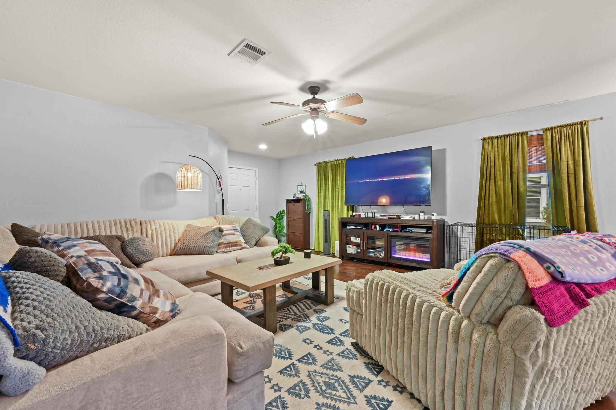 6624 Quinton Dr, Austin, TX 78747