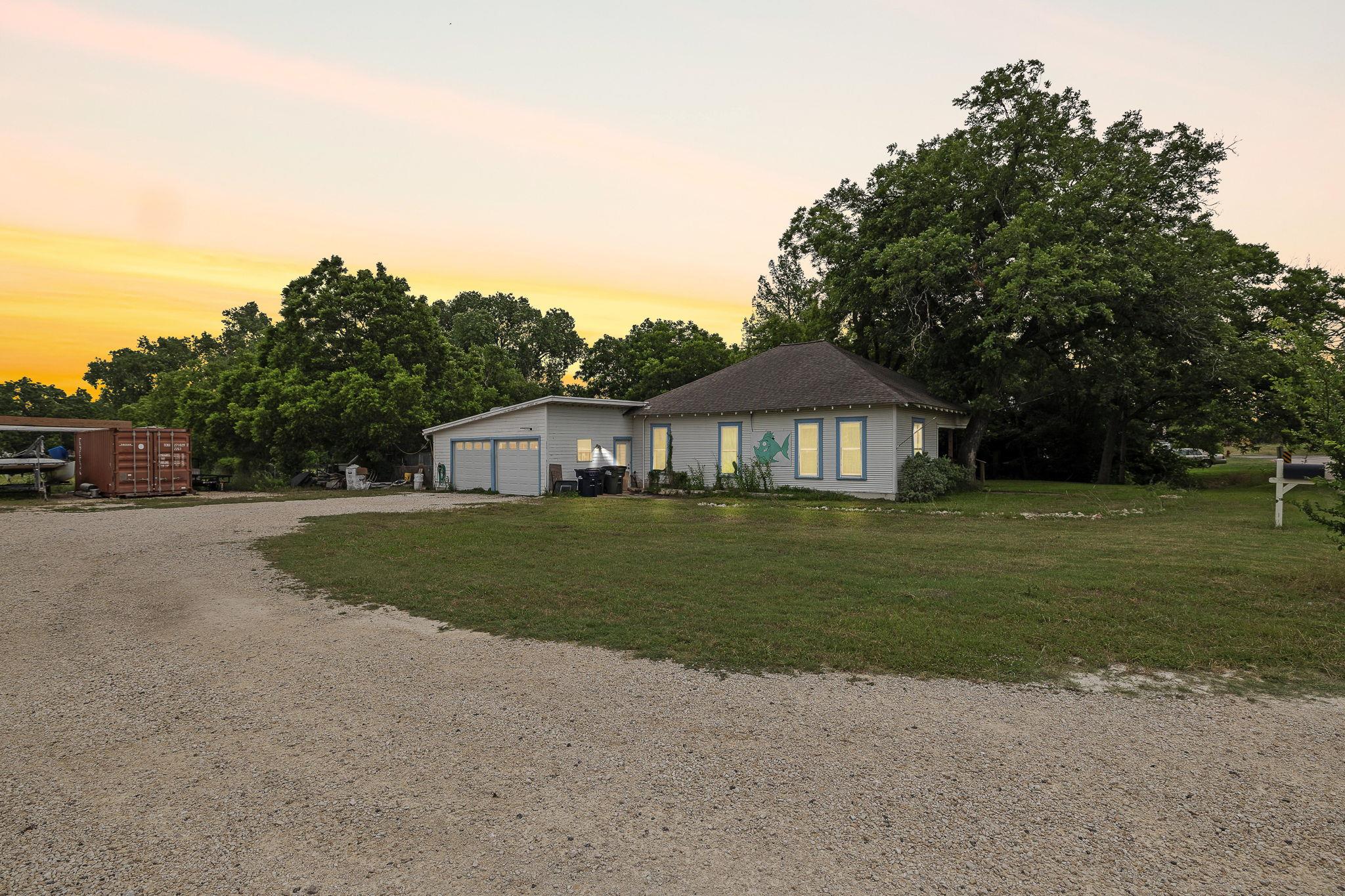 103 E Willis St, Leander, TX 78641