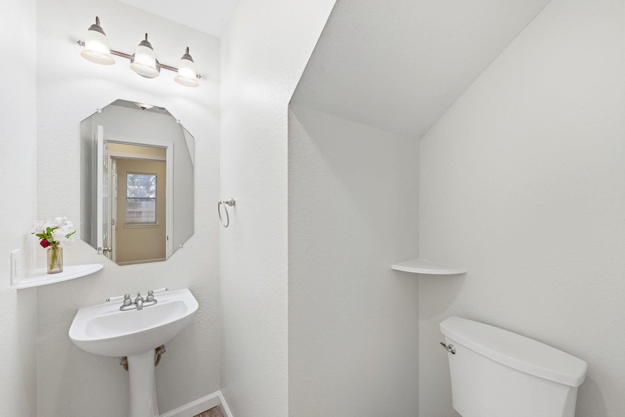 11362 Canterbury Tales Ln, Austin, TX 78748