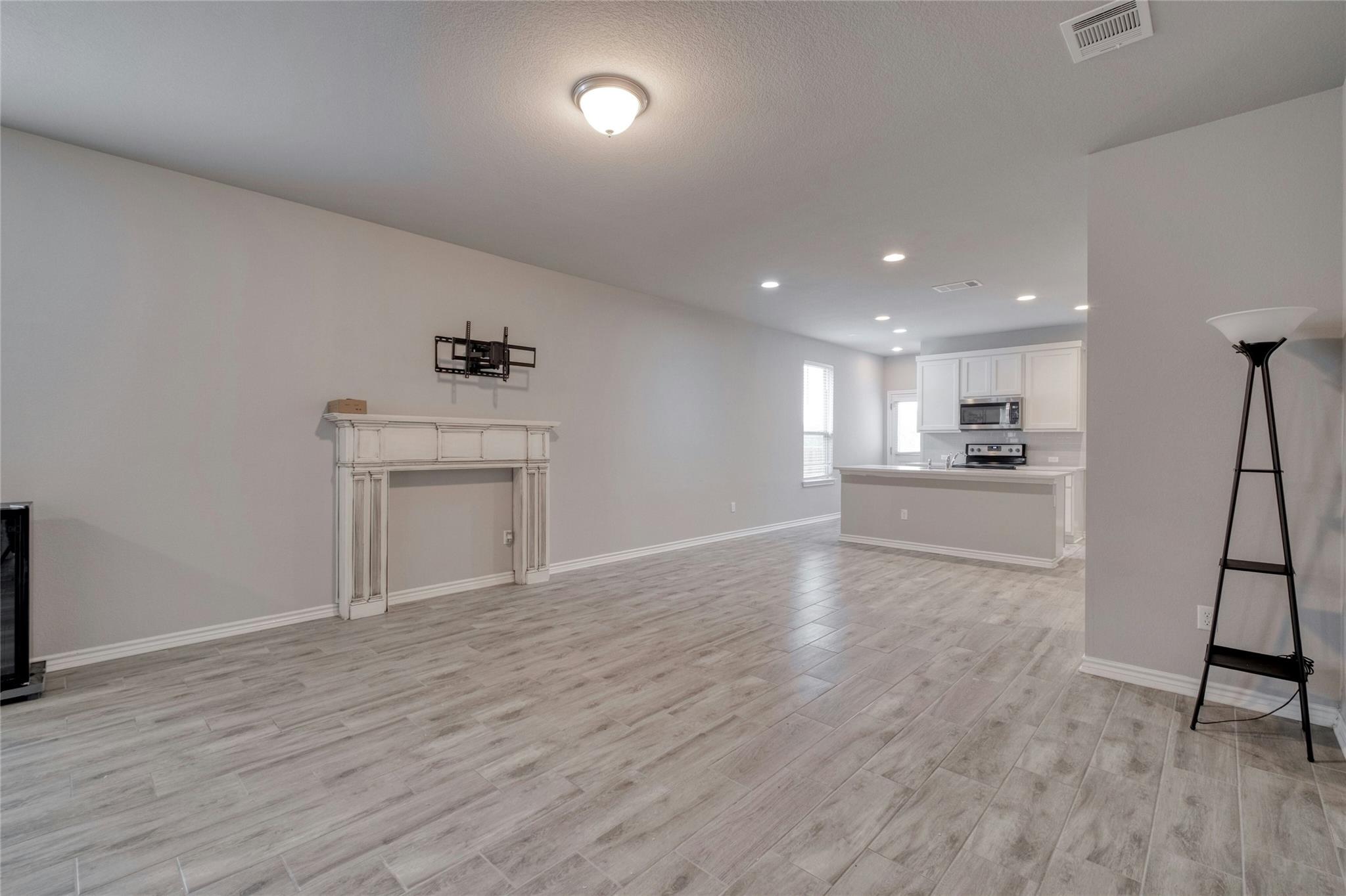 205 Prosecco Path, Leander, TX 78641