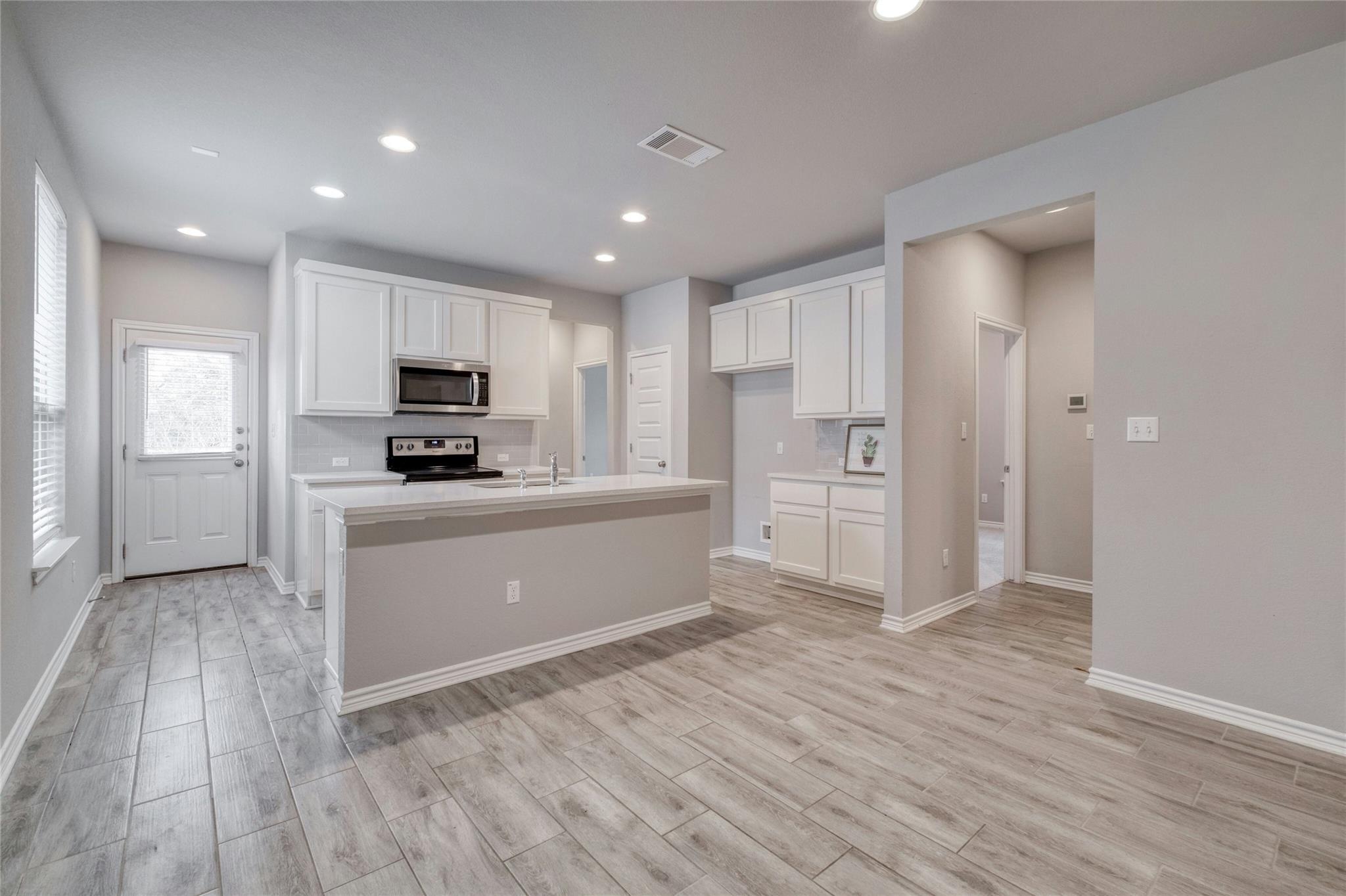 205 Prosecco Path, Leander, TX 78641