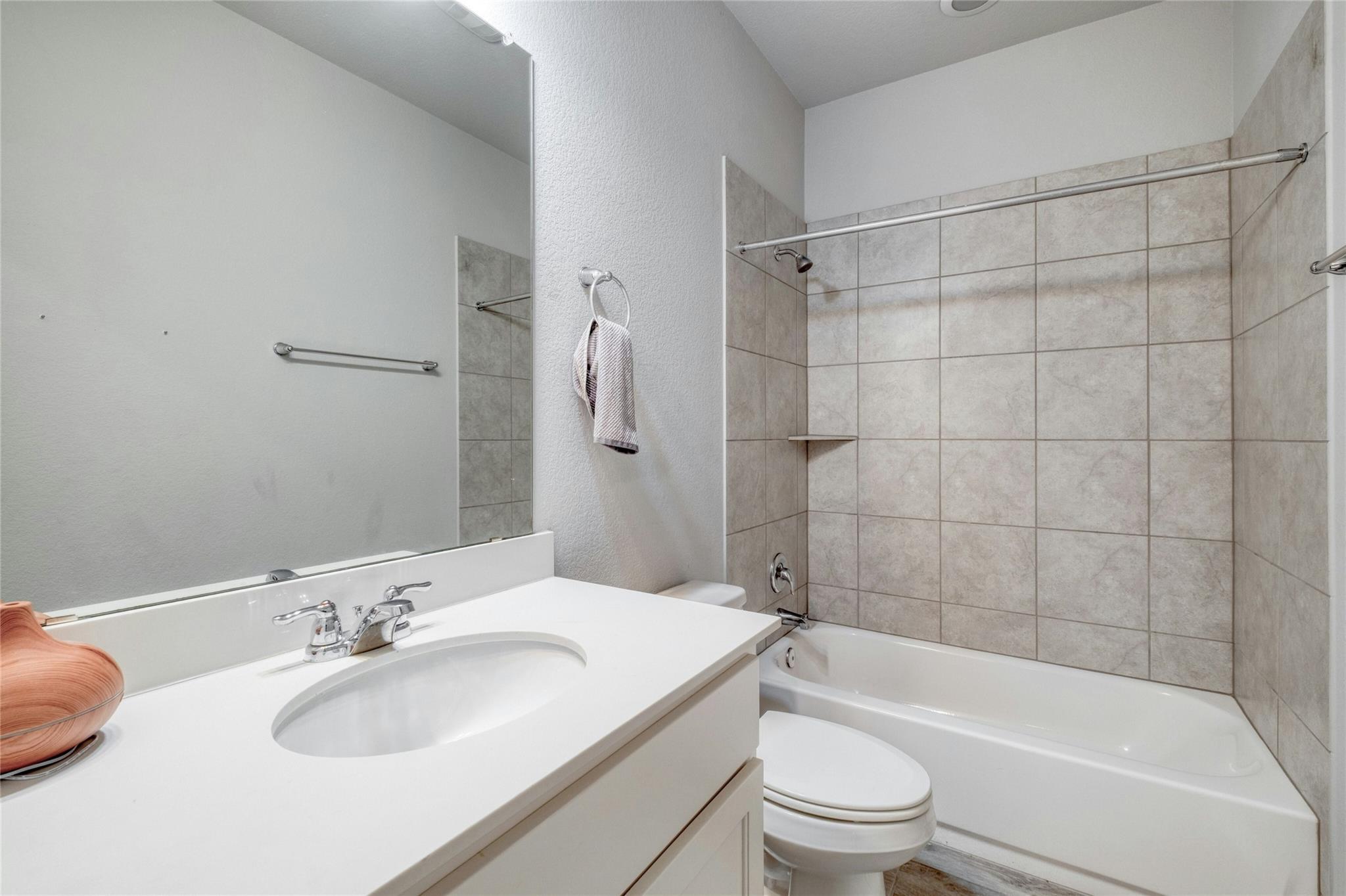 205 Prosecco Path, Leander, TX 78641