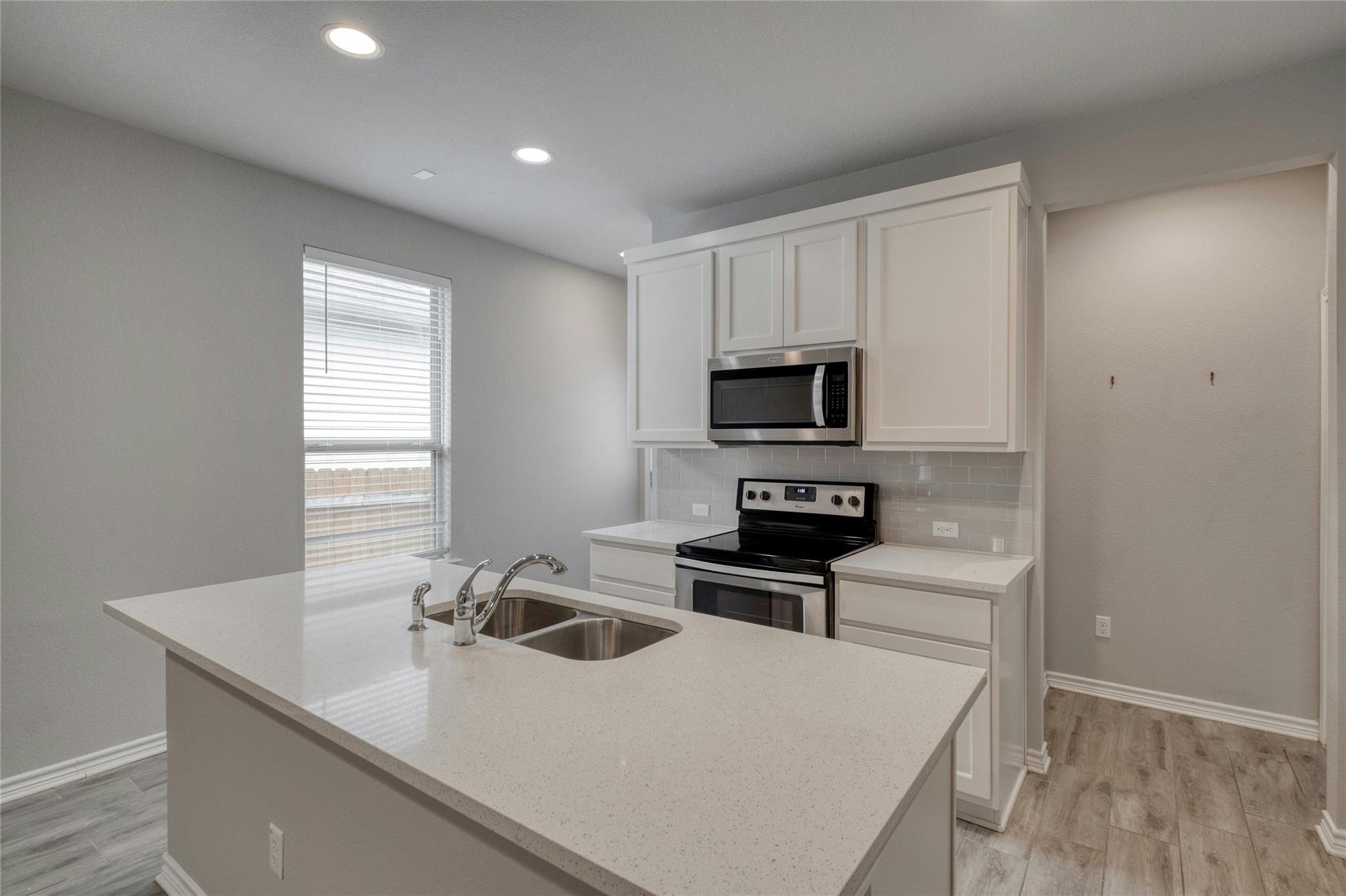 205 Prosecco Path, Leander, TX 78641