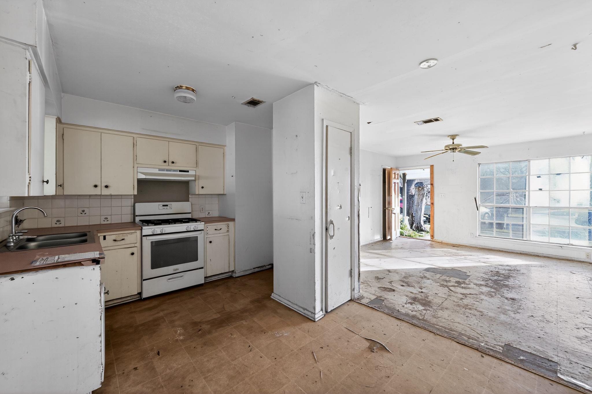 1705 Cherry Meadow Cir, Austin, TX 78745