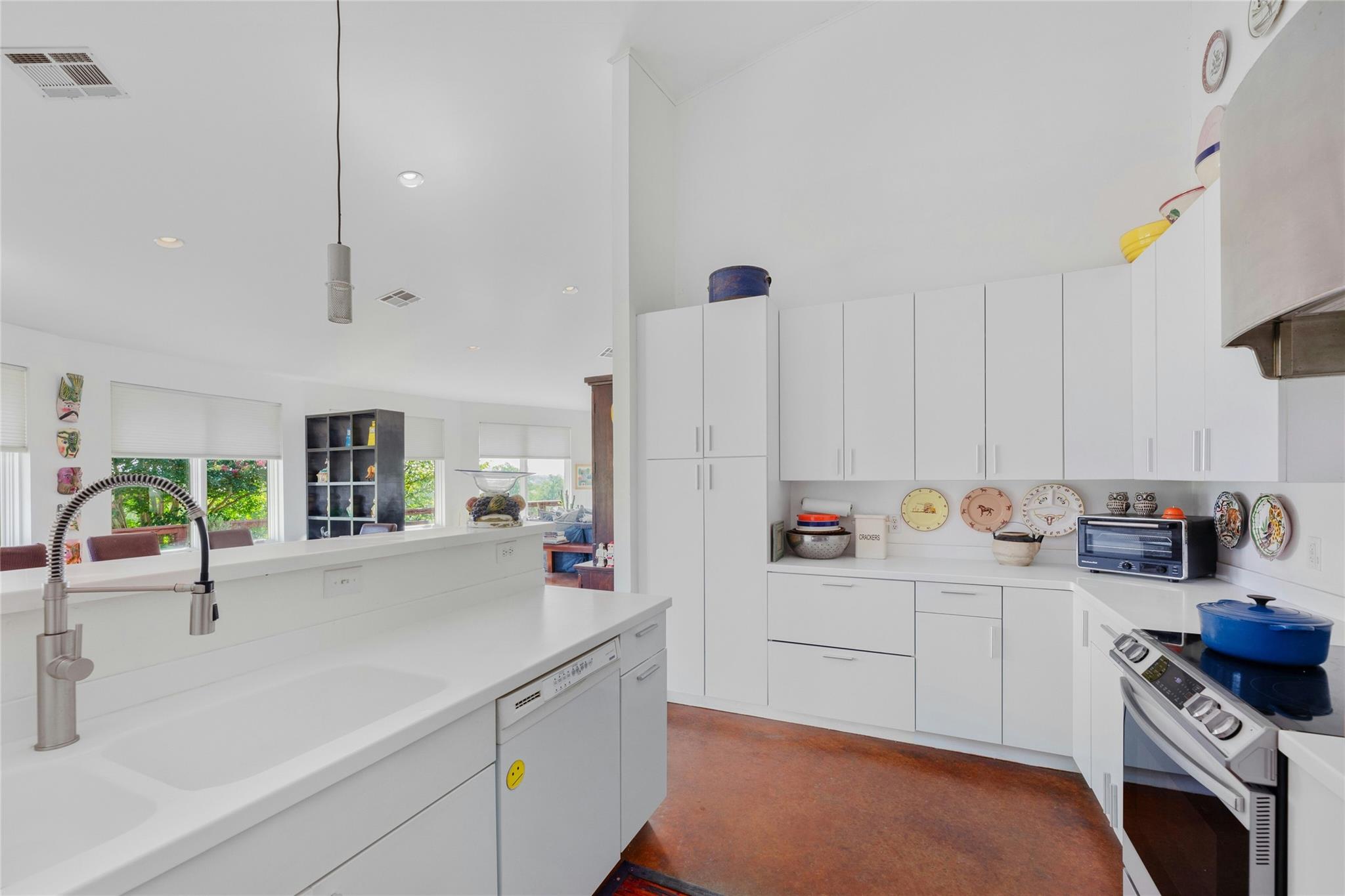 15950 Decker Lake Rd, Manor, TX 78653