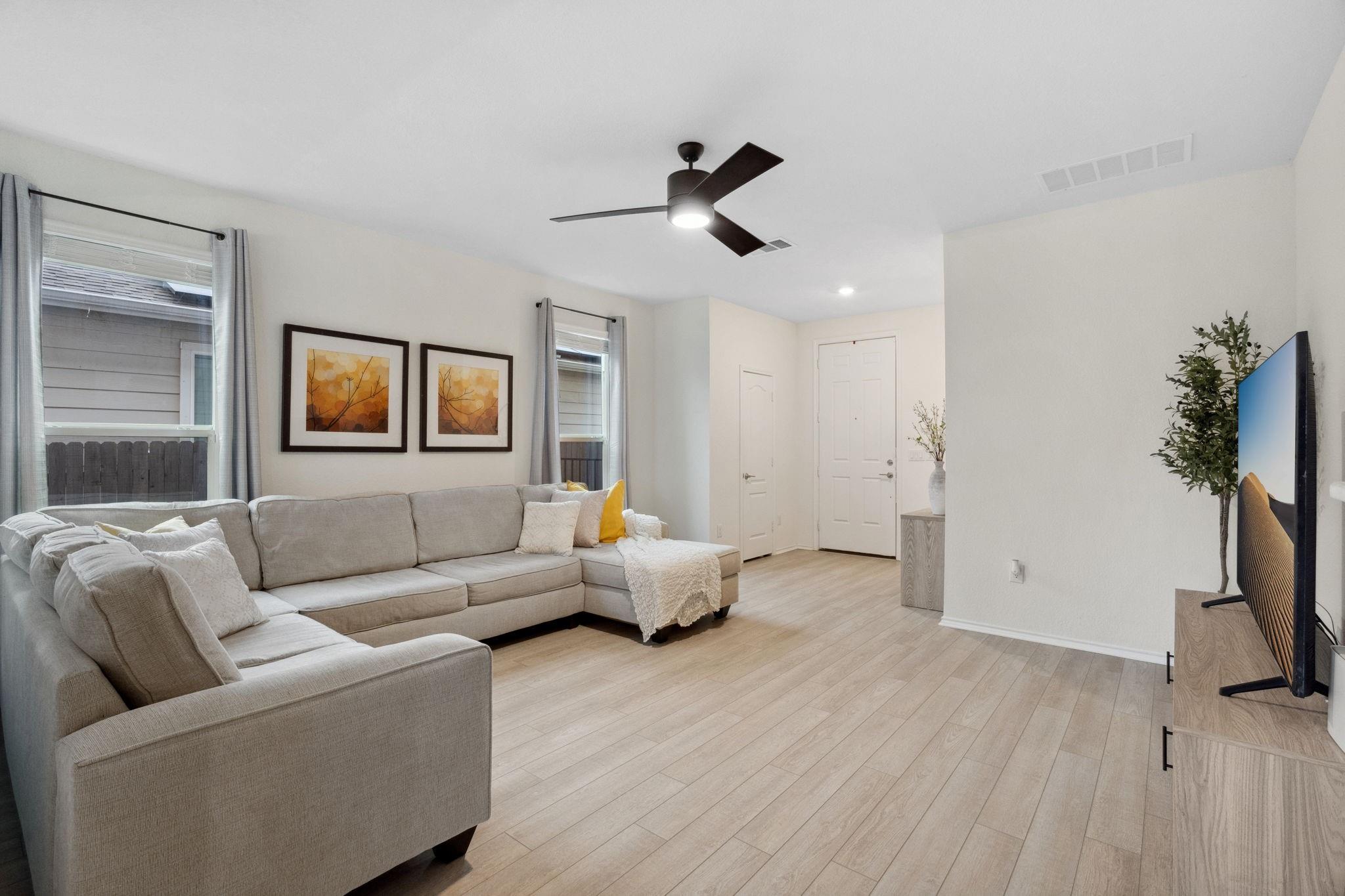 6509 Wagon Spring St, Del Valle, TX 78617