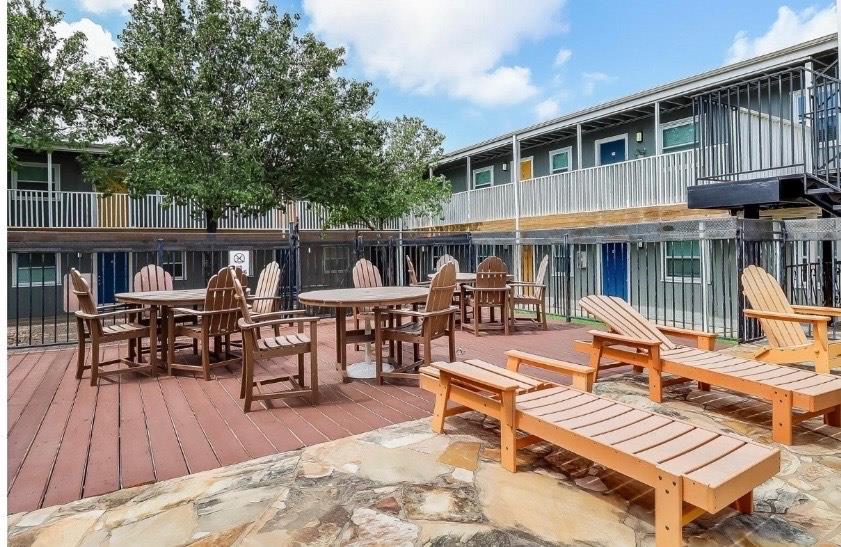 2401 Manor Rd # 120, Austin, TX 78722