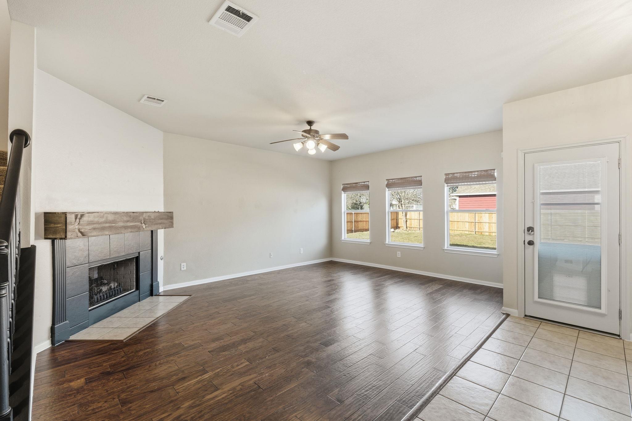 606 Fairmont Dr, Georgetown, TX 78628