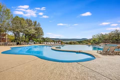 19613 Serenity Ln, Lago Vista, TX 78645