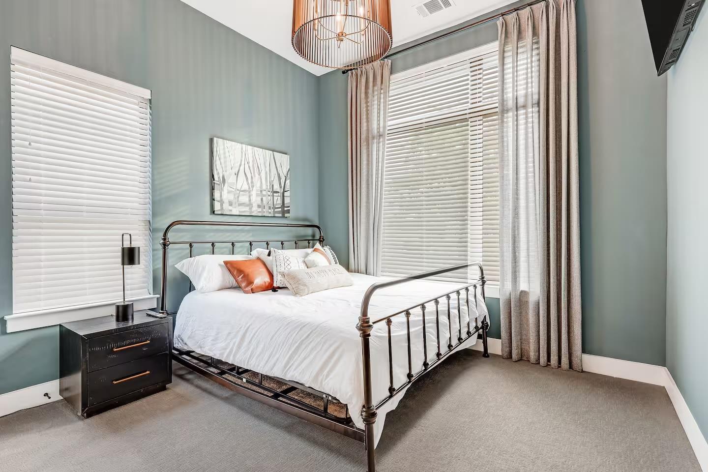 19613 Serenity Ln, Lago Vista, TX 78645