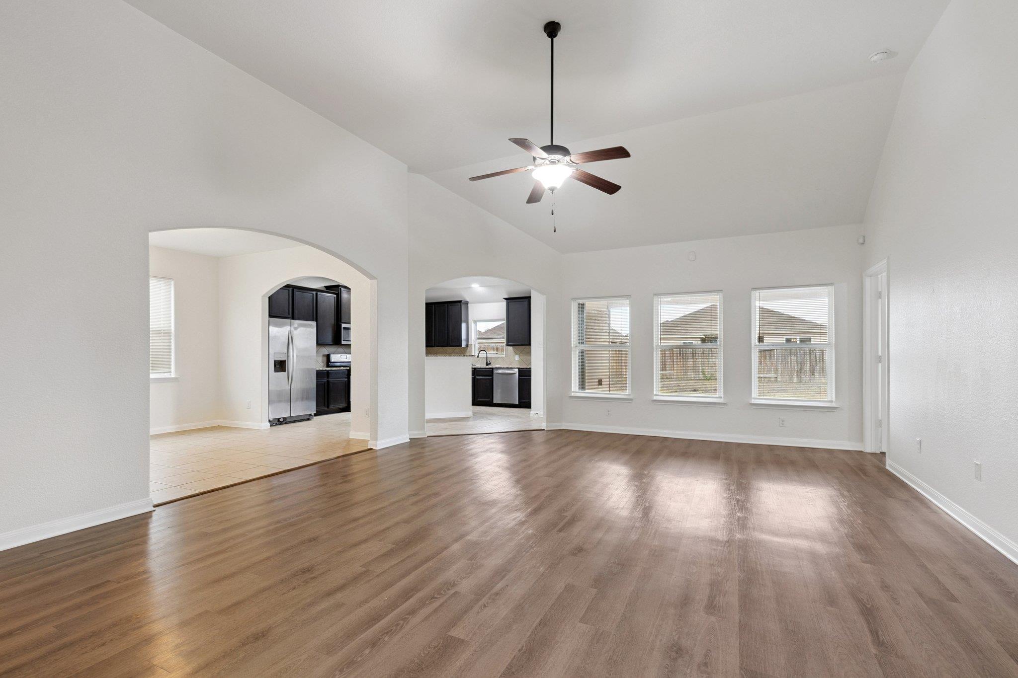 1204 Twin Estates Dr, Kyle, TX 78640