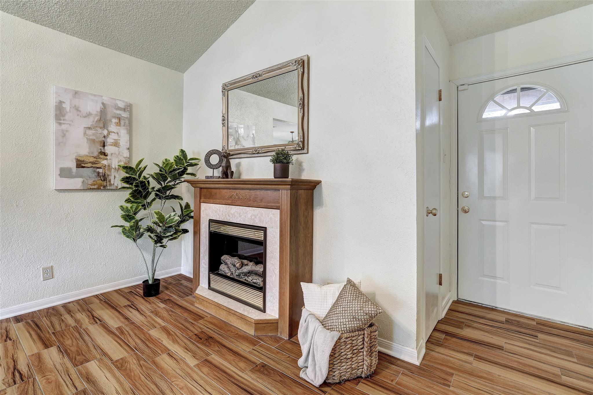 8606 Thunderbird Rd # A & B, Austin, TX 78736