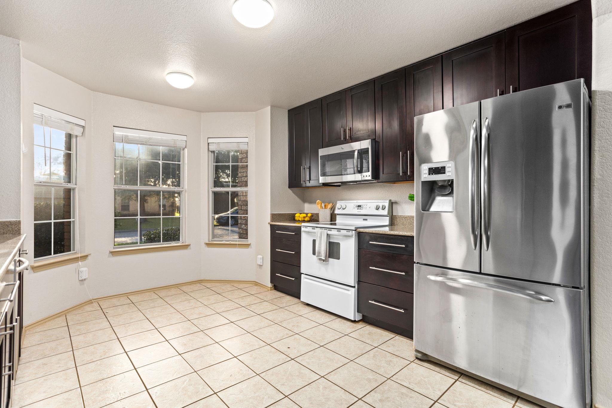 409 Lydia Ln, Thrall, TX 76578