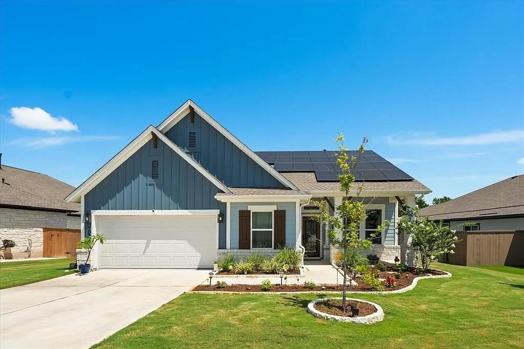 108 Charles Zanco Dr, Bastrop, TX 78602