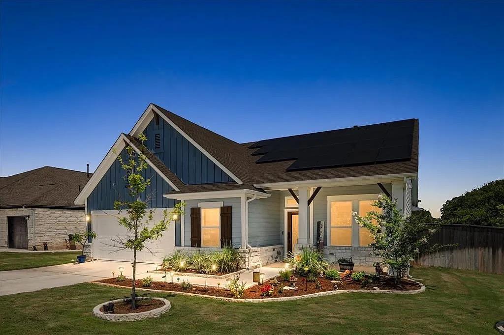 108 Charles Zanco Dr, Bastrop, TX 78602