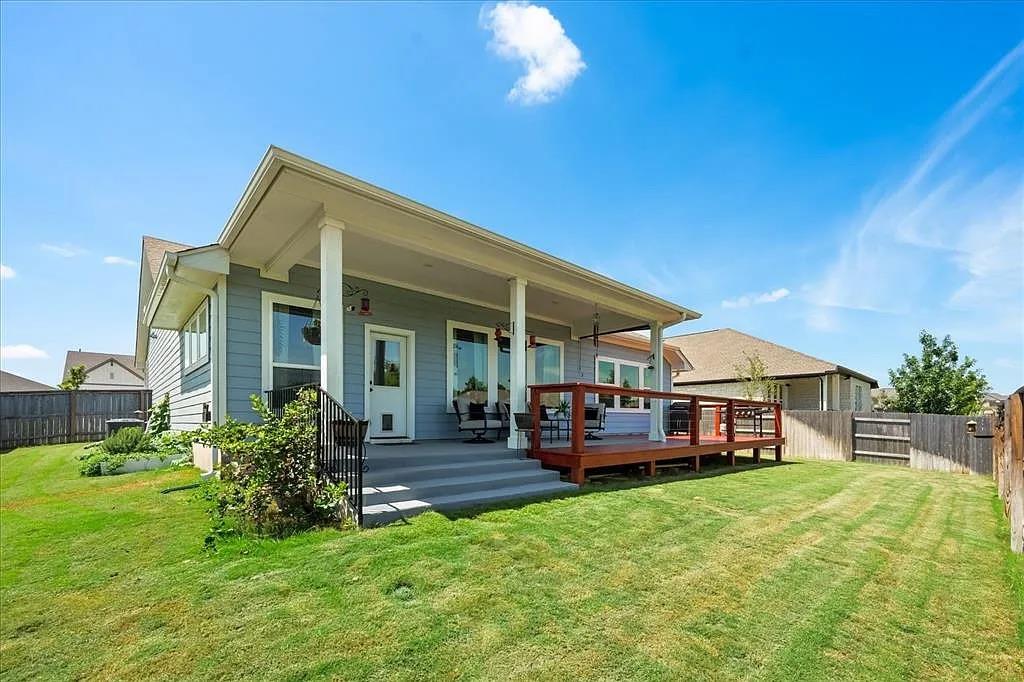 108 Charles Zanco Dr, Bastrop, TX 78602