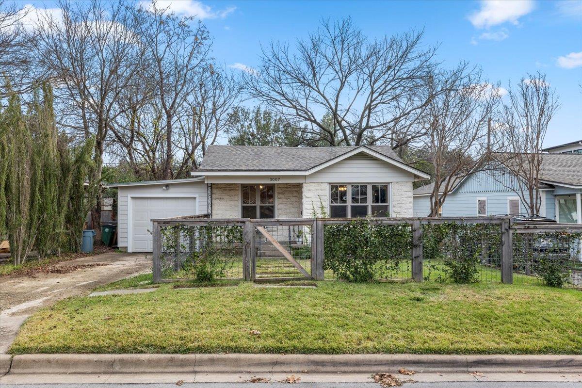3007 E 18th St, Austin, TX 78702