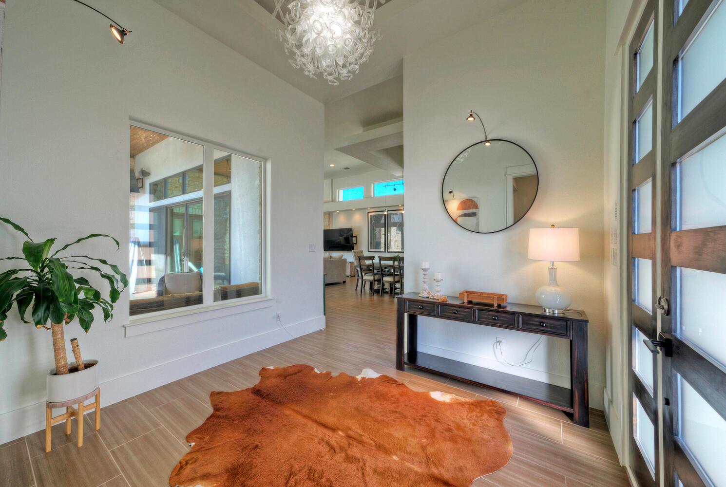 106 Bisset Ct, Austin, TX 78738