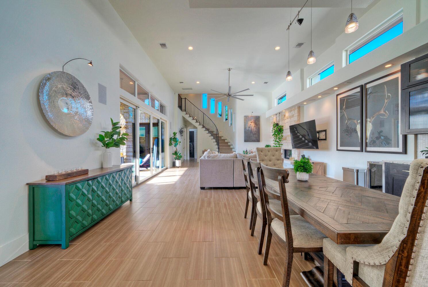 106 Bisset Ct, Austin, TX 78738