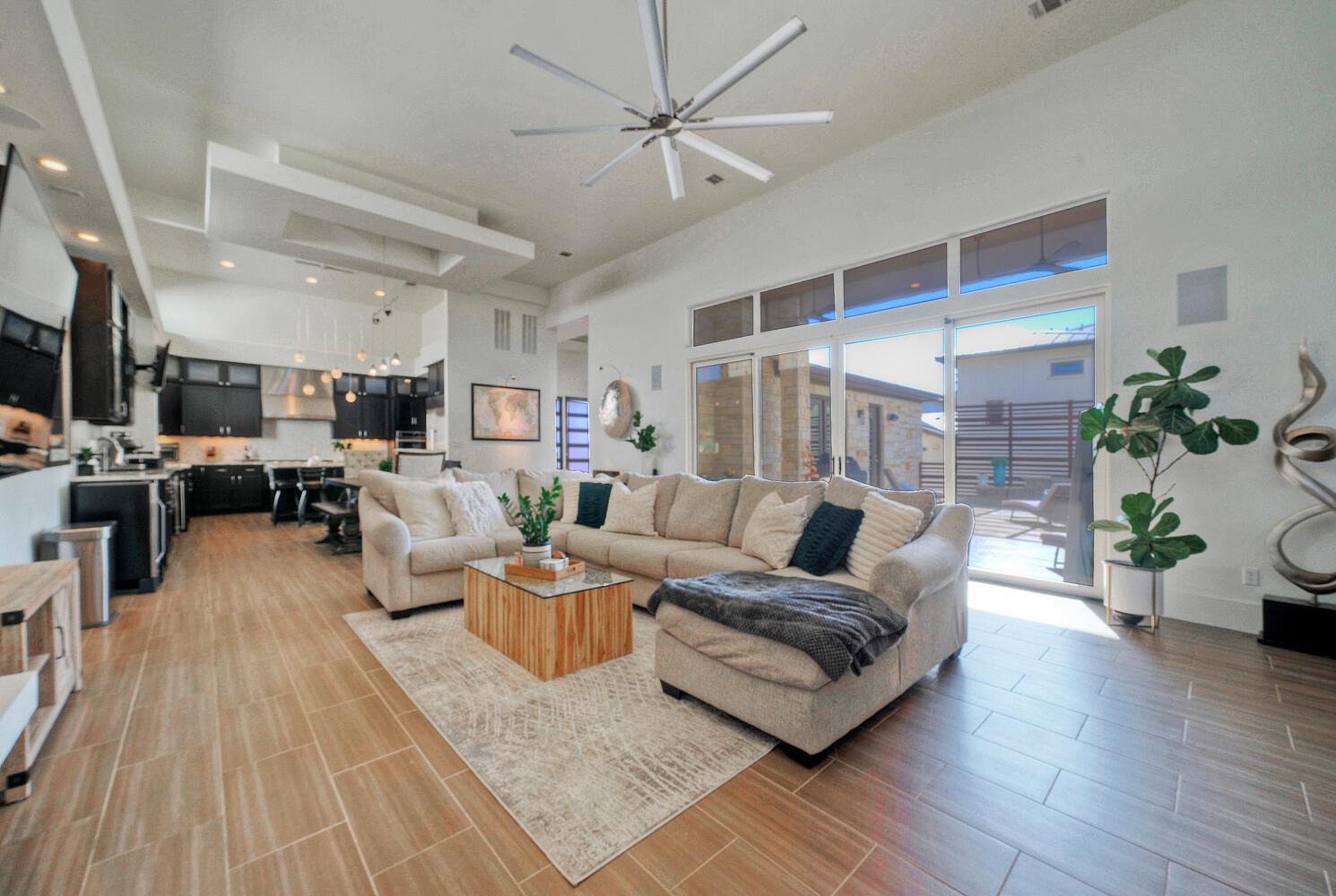 106 Bisset Ct, Austin, TX 78738