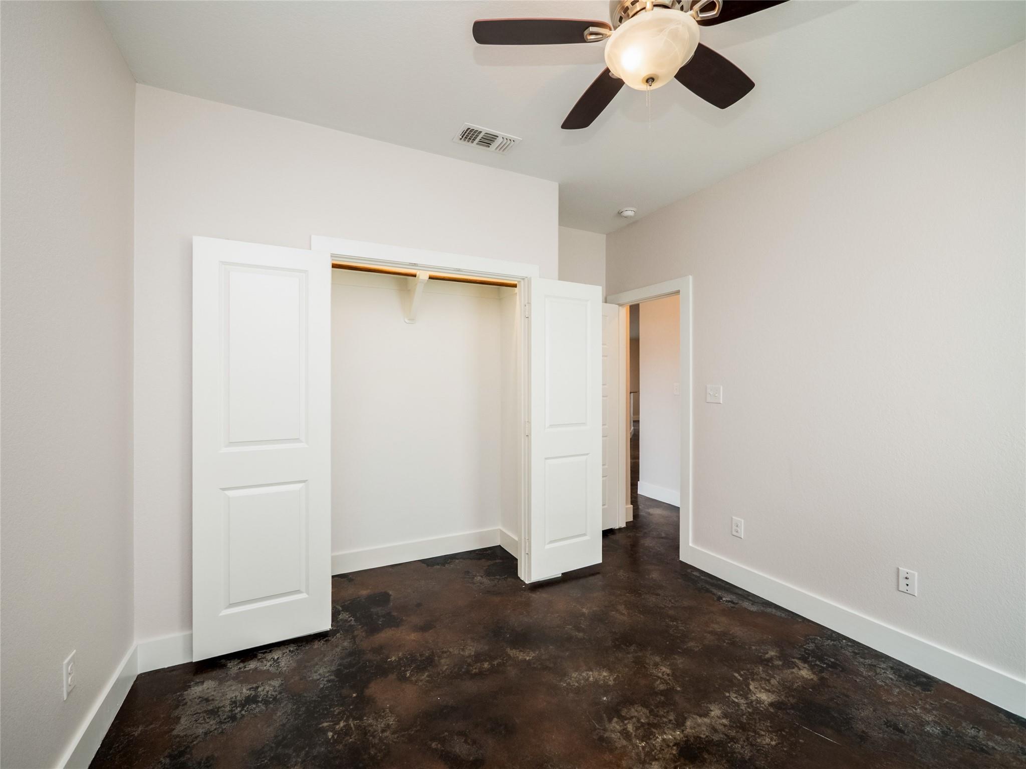 93 Primrose Ln, Marble Falls, TX 78654