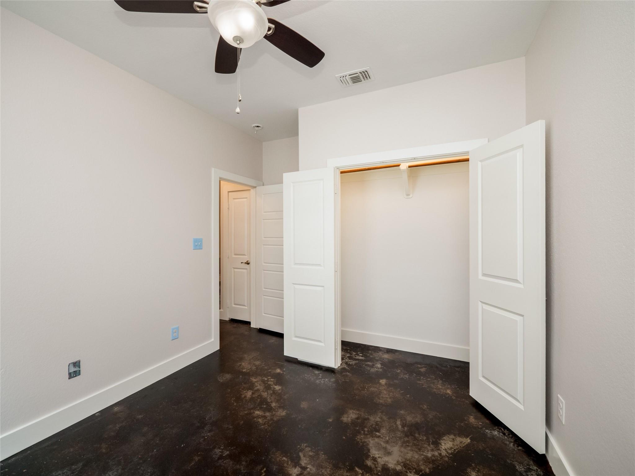 93 Primrose Ln, Marble Falls, TX 78654