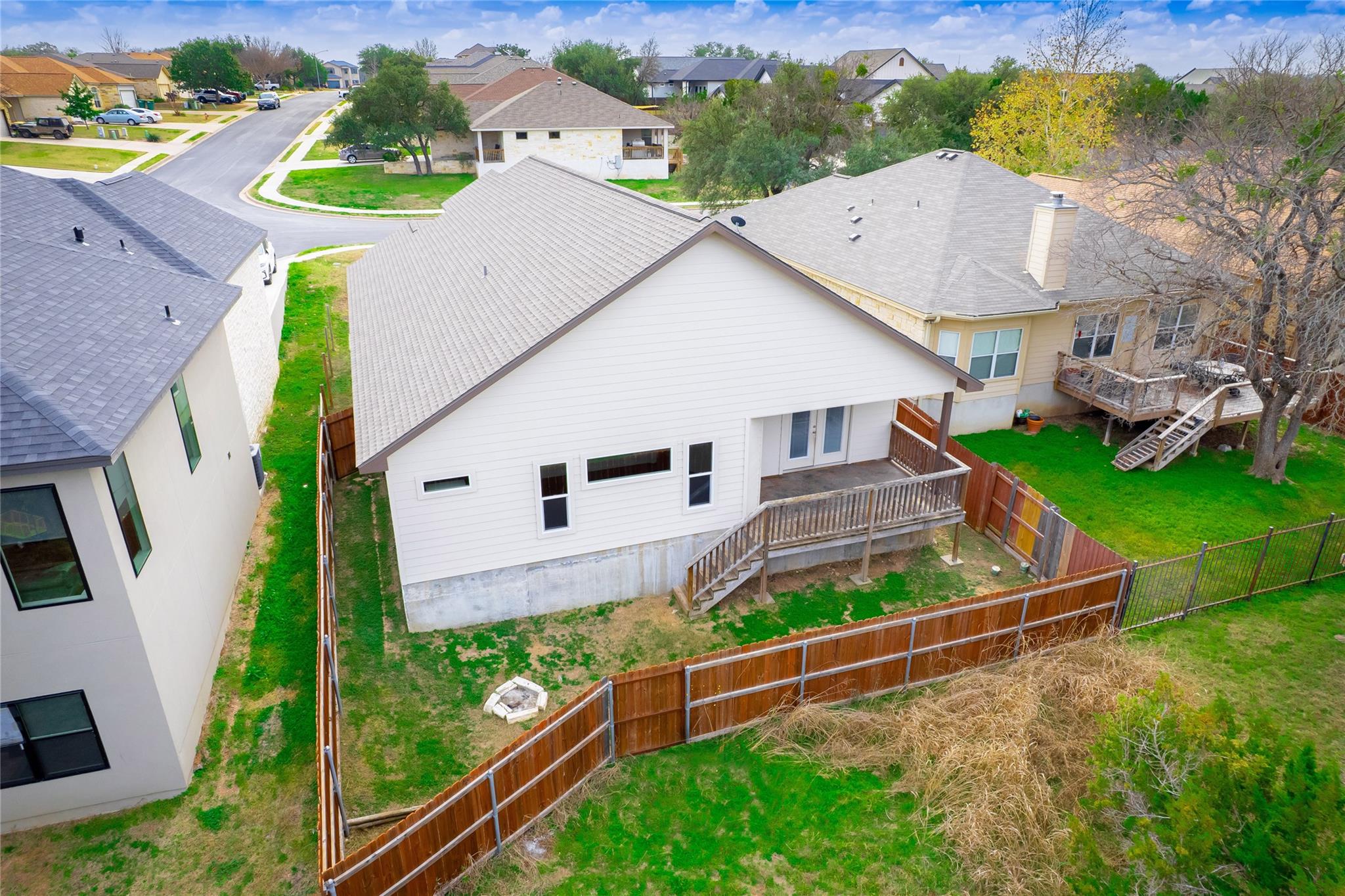 93 Primrose Ln, Marble Falls, TX 78654