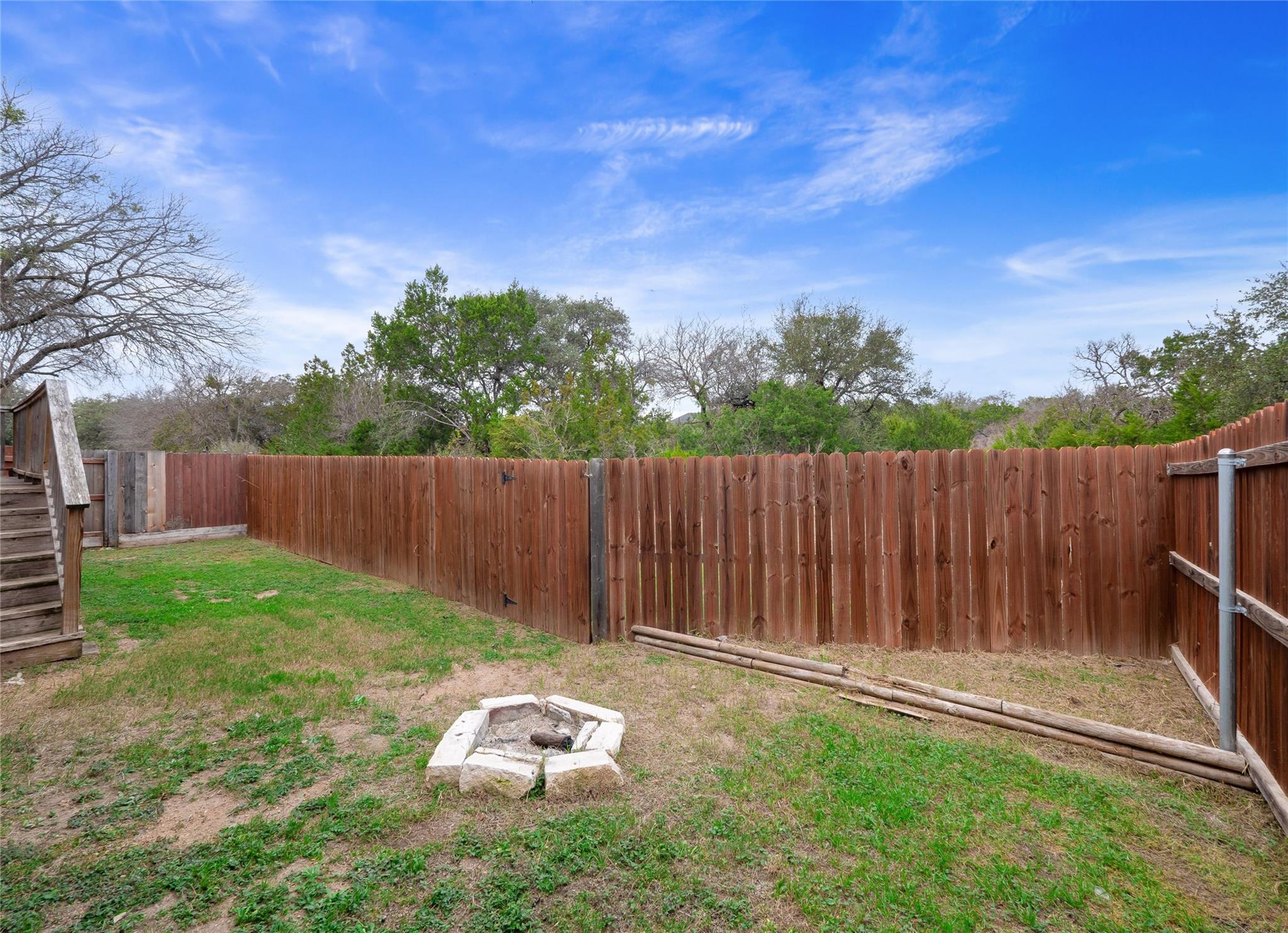 93 Primrose Ln, Marble Falls, TX 78654