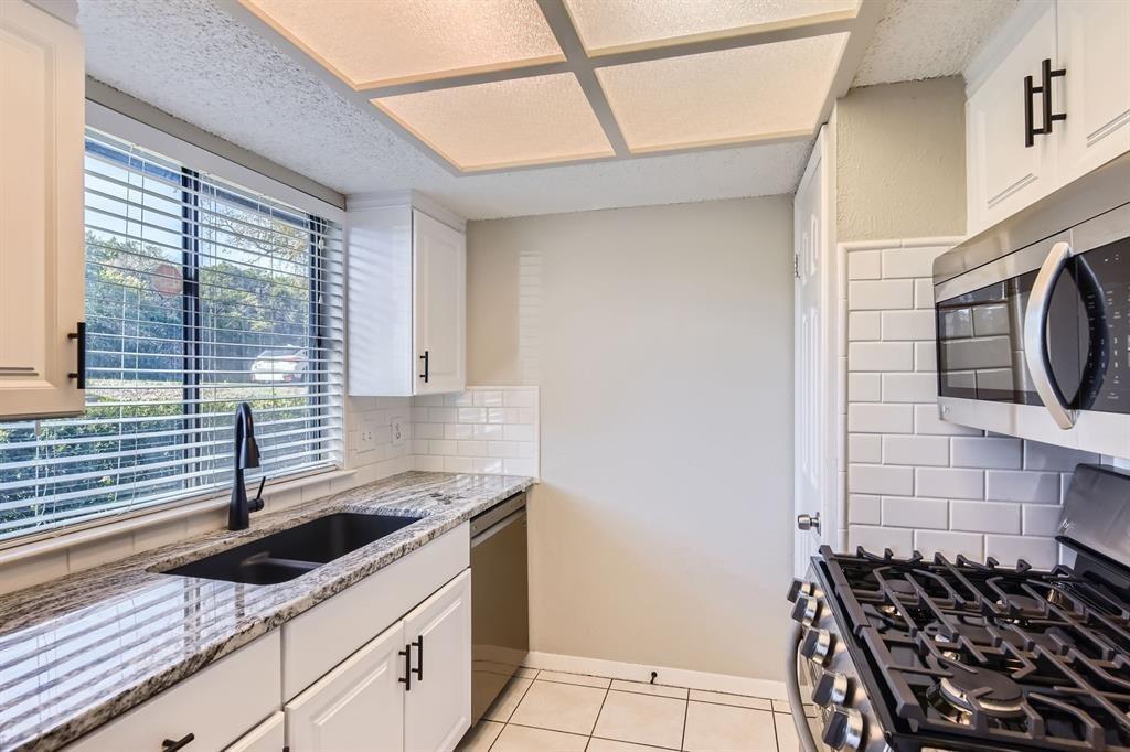 3214 Tamarron Blvd # B, Austin, TX 78746