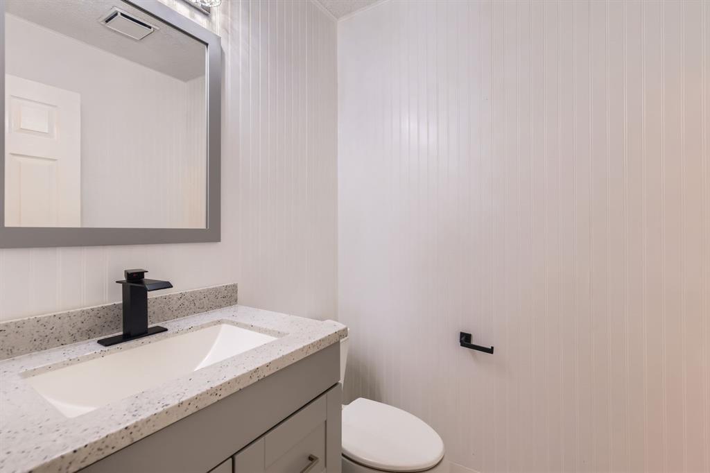 3214 Tamarron Blvd # B, Austin, TX 78746