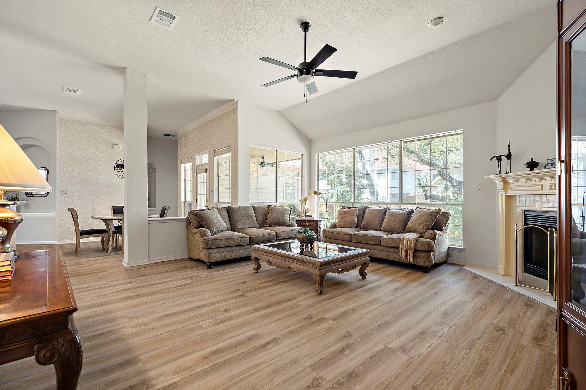 10900 Peale Ct, Austin, TX 78726