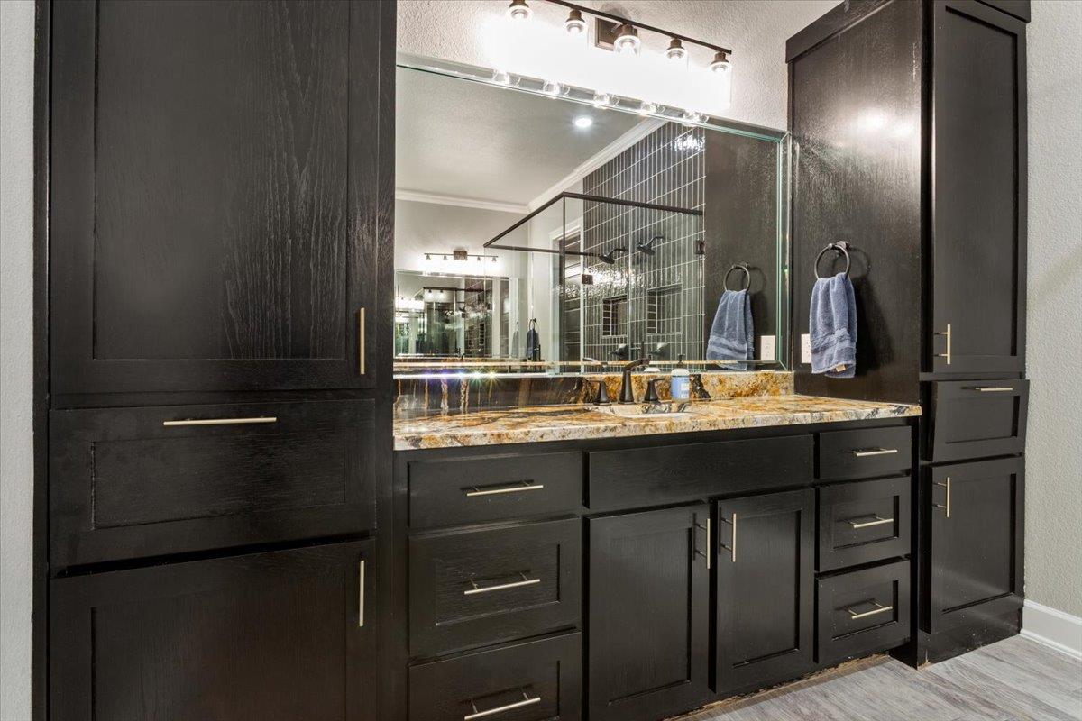 10940 Wedel Cemetery Rd, Rogers, TX 76569