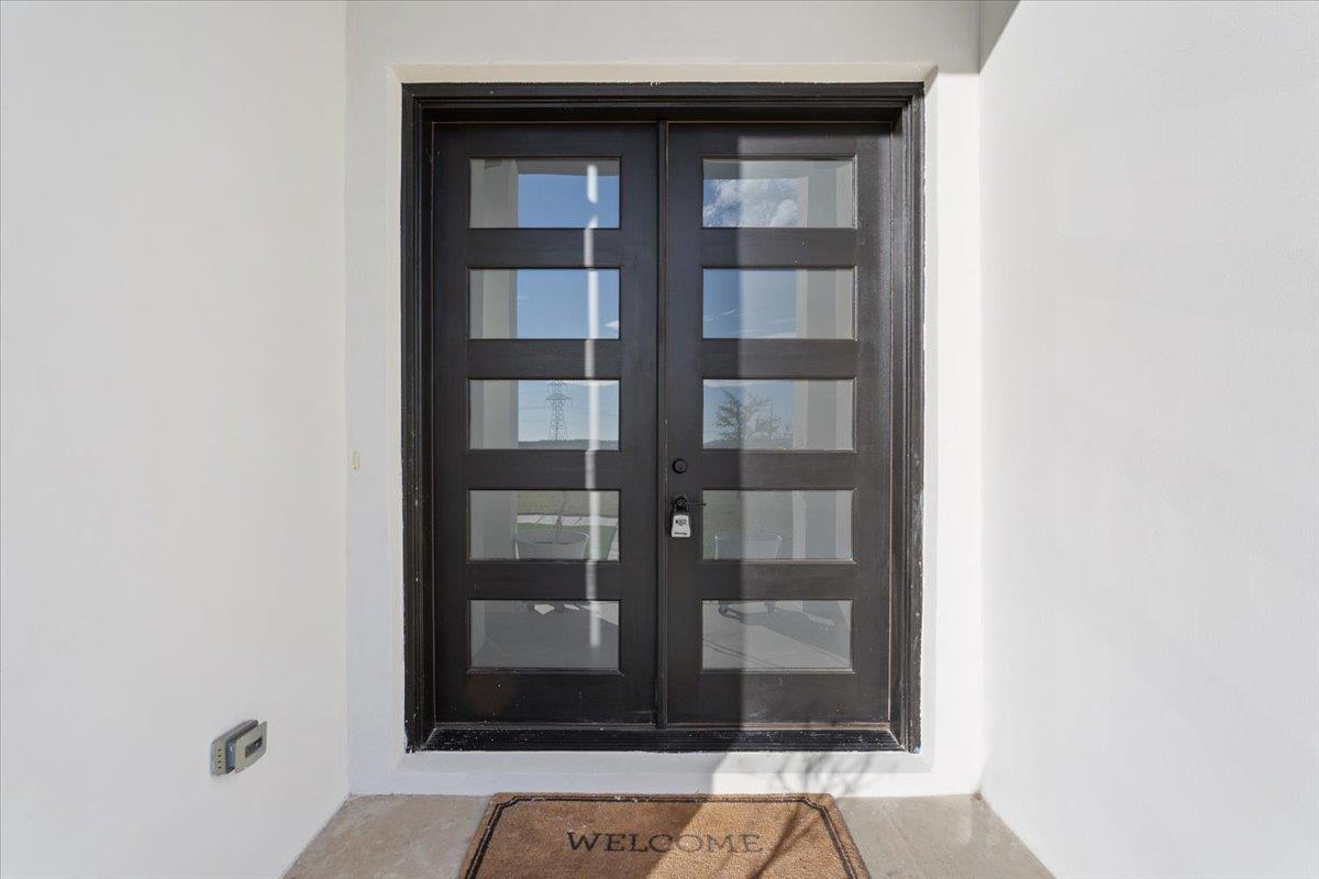 10940 Wedel Cemetery Rd, Rogers, TX 76569