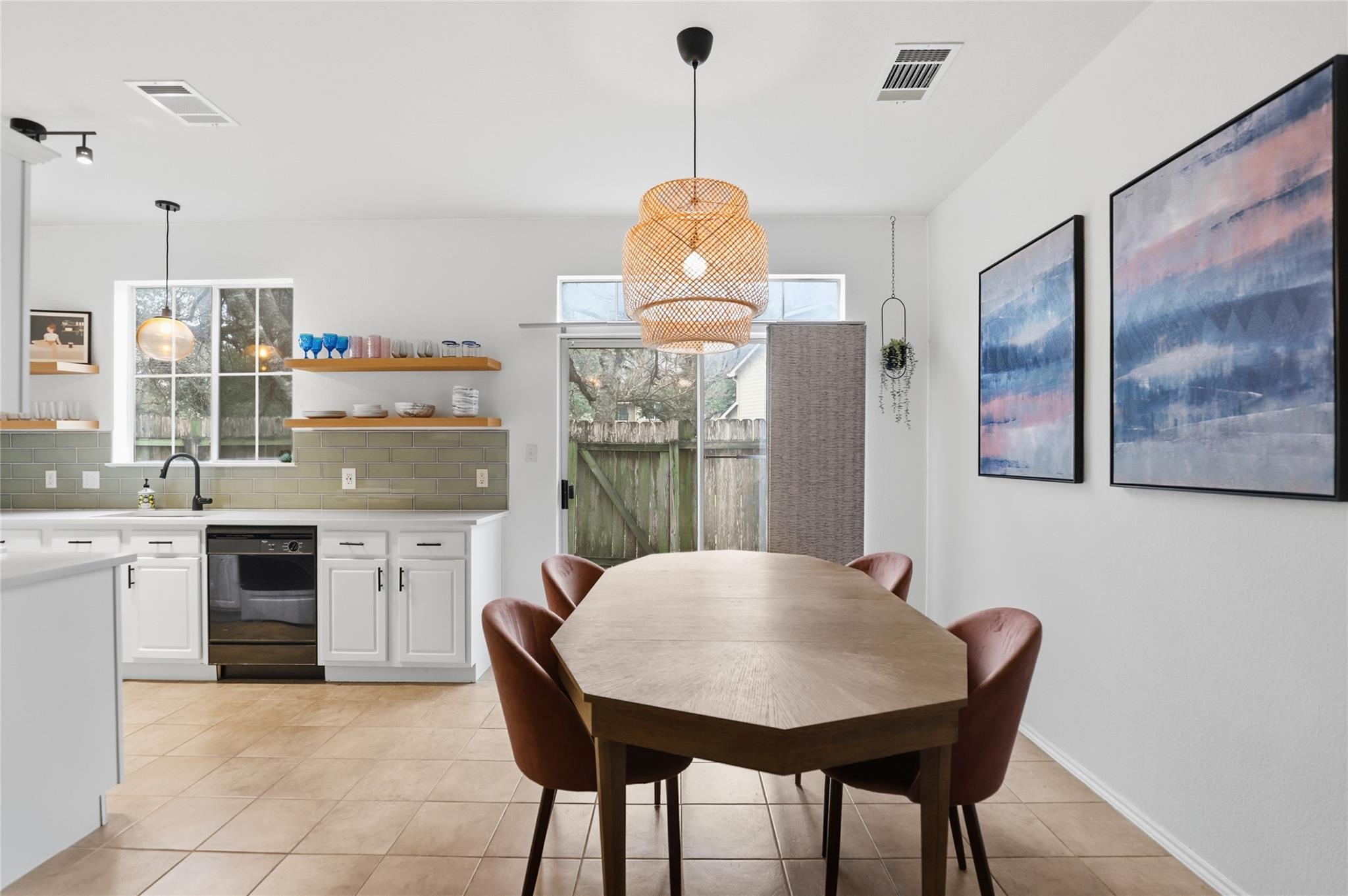 4501 Whispering Valley Dr # 24, Austin, TX 78727